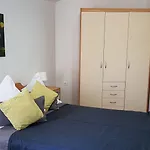 게스트하우스 토니 디자인 아파트먼트 4*