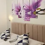 토니 디자인 아파트먼트 게스트하우스 4*