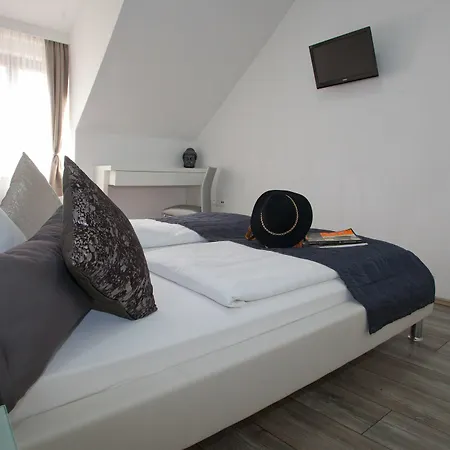 Guest house Toni Design 4*