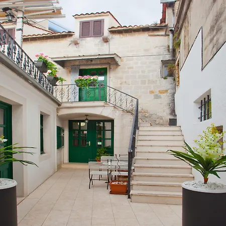 Toni Design Vendégház Split