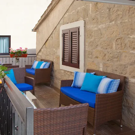 Toni Design Vendégház 4*