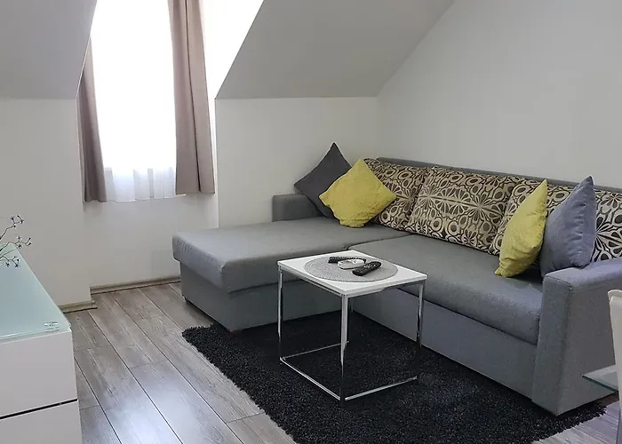 Toni Design Pensionat 4*