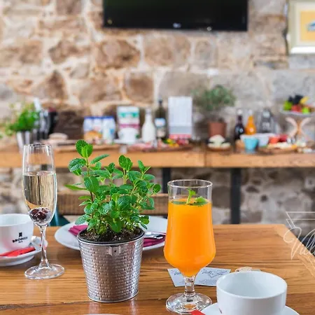 托尼别墅设计公寓 招待所 4*