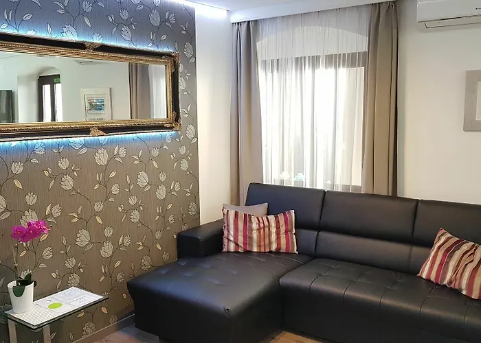 Toni Design 4* Сплит
